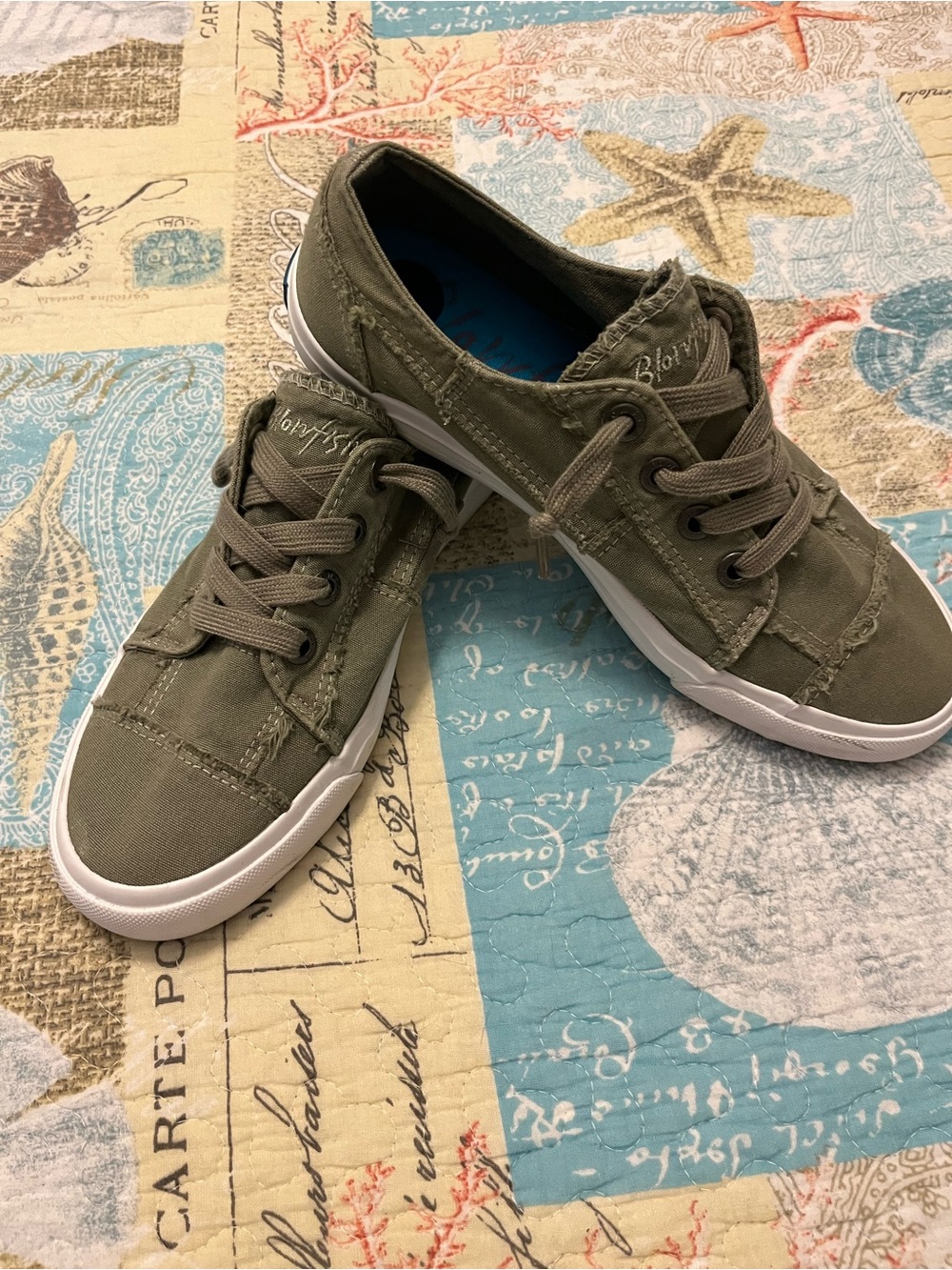 Blowfish Olive Canvas Low-Top Lace-Up Sneakers
